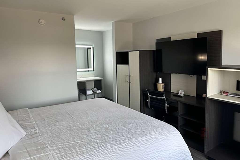 Super 8 By Wyndham Baltimore Northwest Windsor Mill 客房 照片