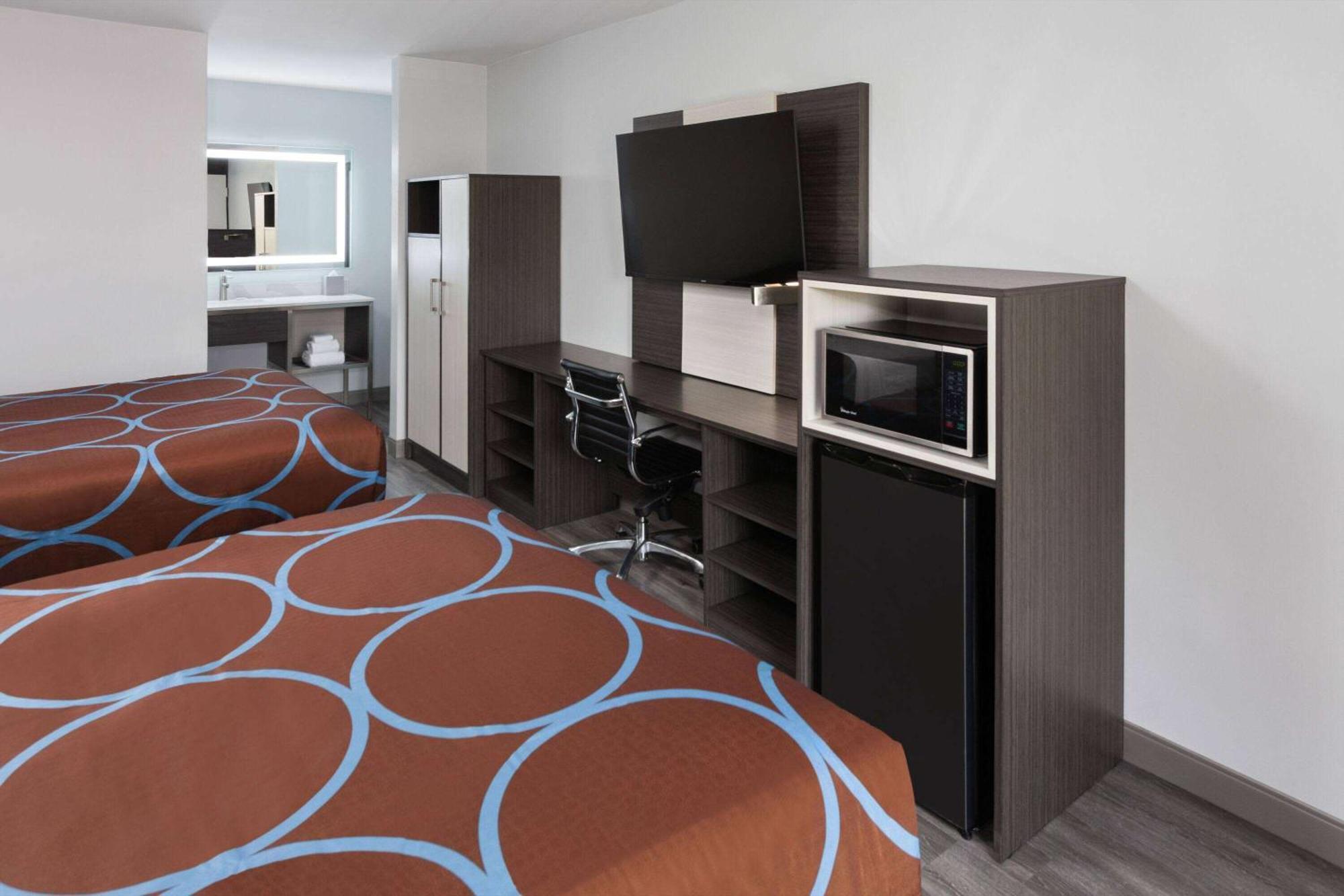 Super 8 By Wyndham Baltimore Northwest Windsor Mill 外观 照片